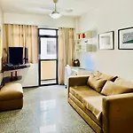 Apartamento a 300m Beira Mar-Meireles! Serviço Diário e Wi-fi 650Mb!