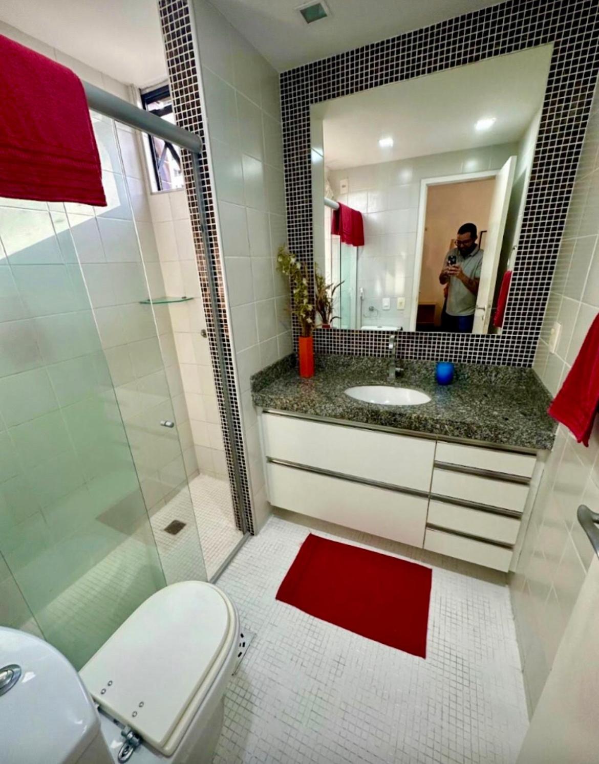 A 300m Beira Mar-meireles! Serviço Diário E Wi-fi 650mb! Apartamento *