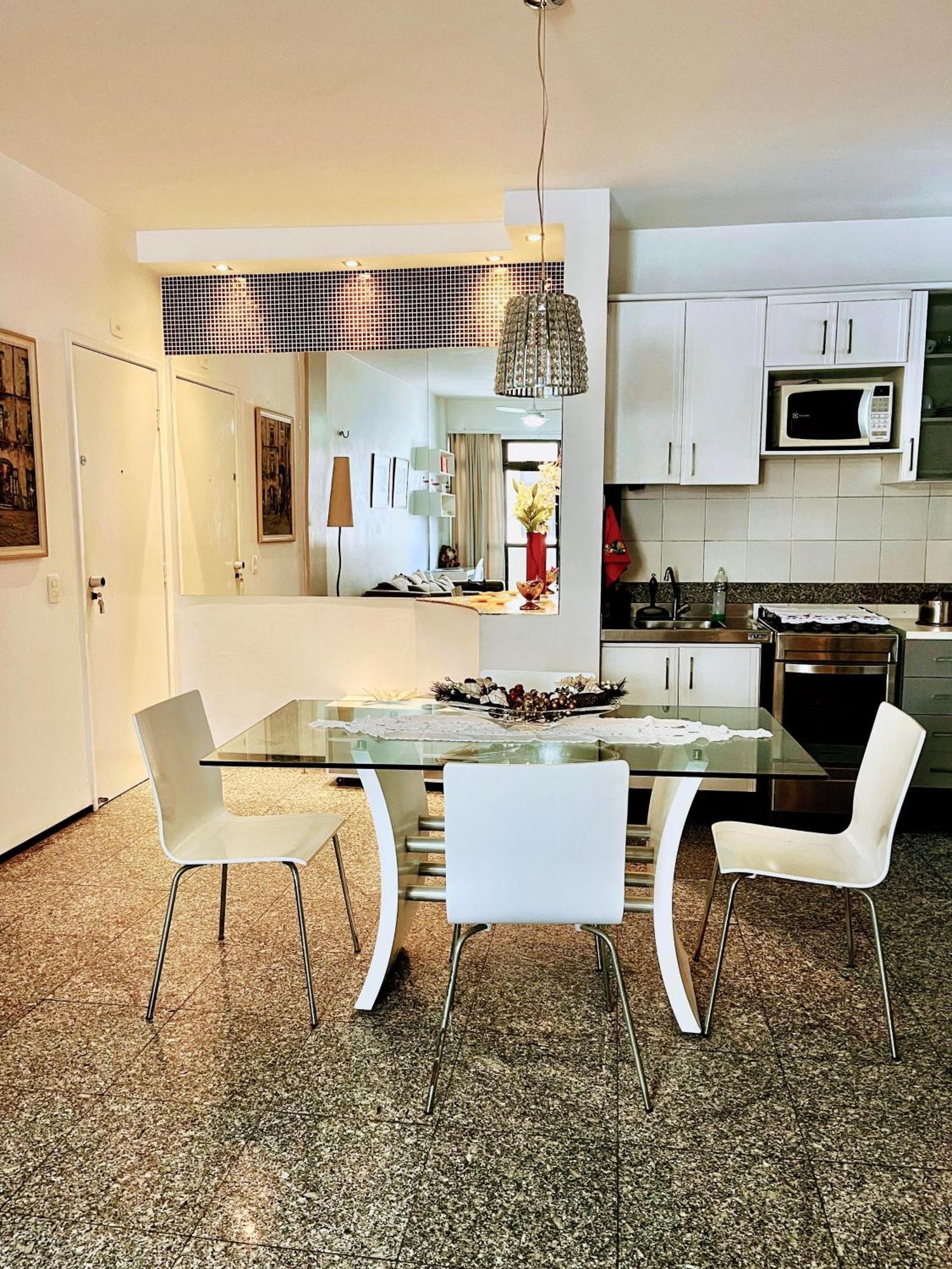 A 300m Beira Mar-meireles! Serviço Diário E Wi-fi 650mb! *